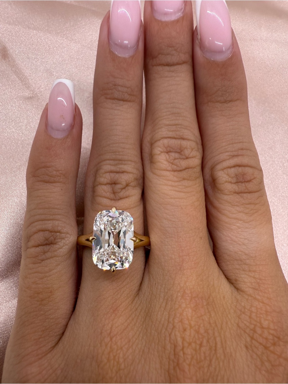 5.01 carat e vs1 antique cushion lab diamond solitaire split shank engagement